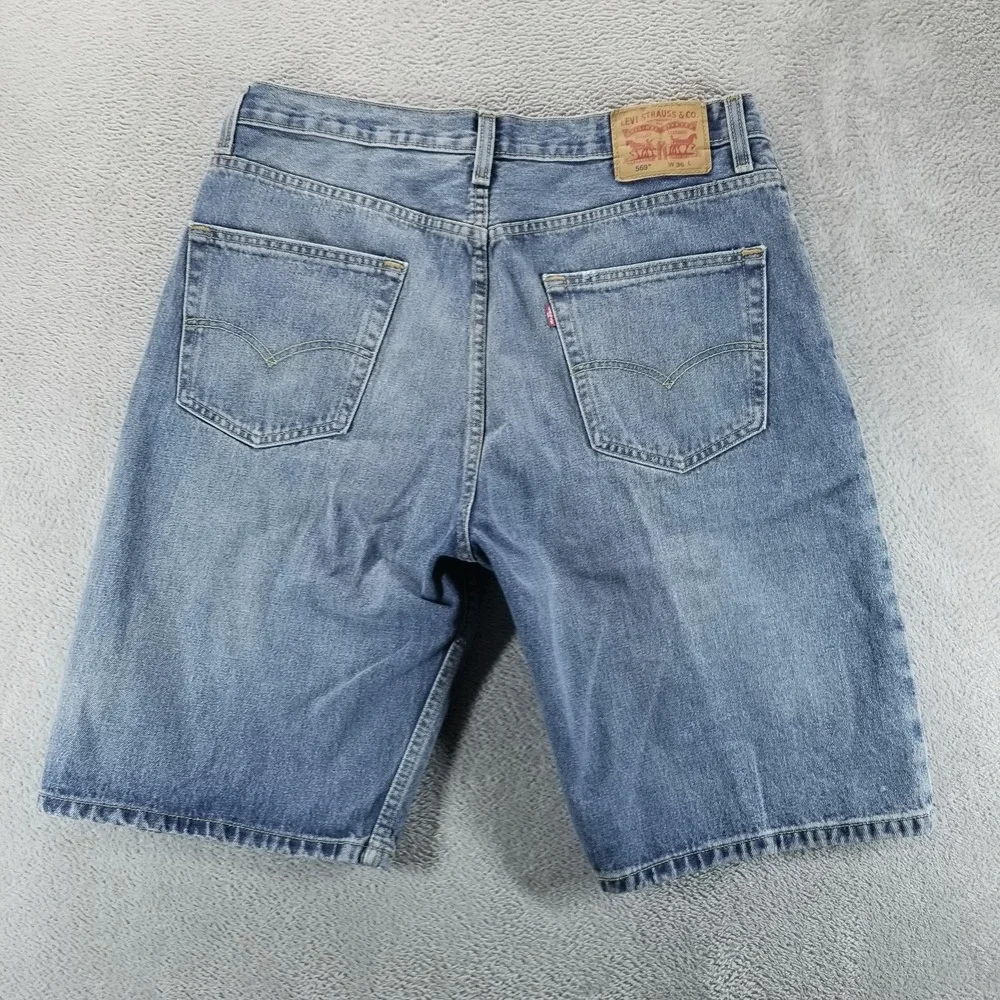 Levis before purchasing